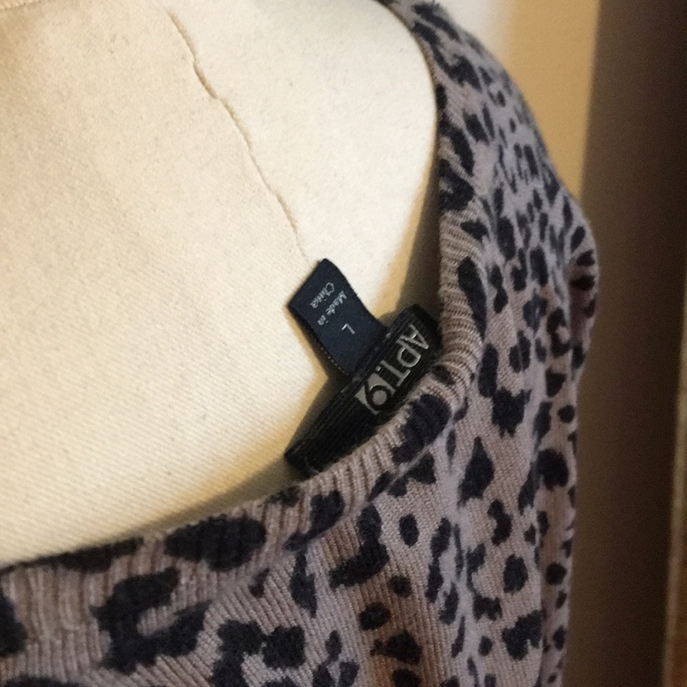 Leopard top - Picture 5 of 5